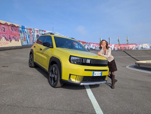 Fiat Grande Panda cofano