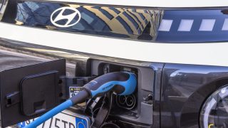 Hyundai Inster ricarica