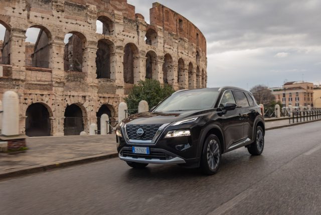 Nissan X-Trail Mild Hybrid colosseo