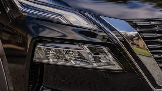 Nissan X-Trail Mild Hybrid faro