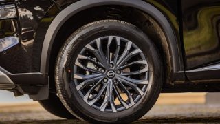 Nissan X-Trail Mild Hybrid ruota