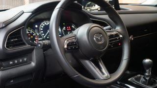 Mazda CX 30 2025 volante