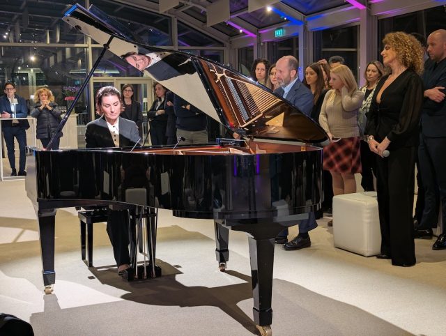 protezione donne musica