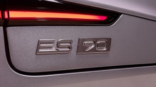 Volvo ES90 sigla