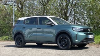 Opel Frontera Hybrid laterale