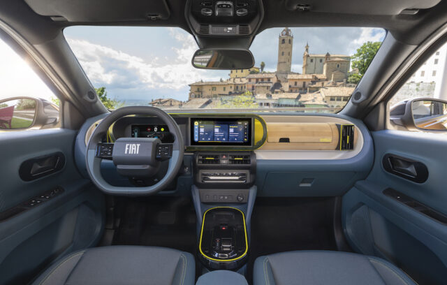 Fiat Grande Panda Hybrid interno