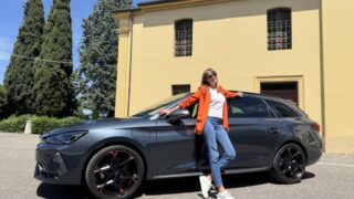CUPRA Leon Sportstourer e-hybrid laterale