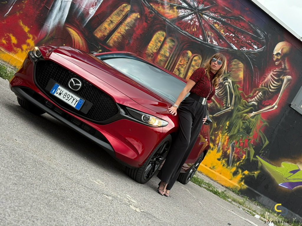 Mazda 3 MY 2025 copertina