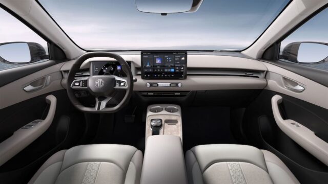 MG suv elettrico interno