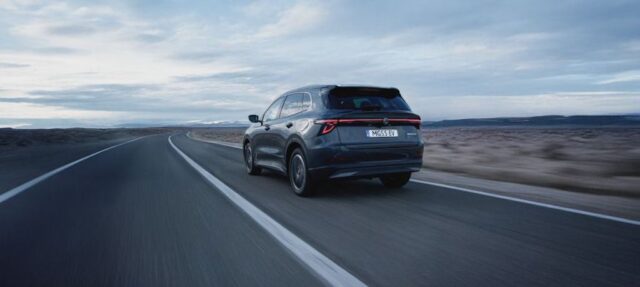 MG suv elettrico posteriore