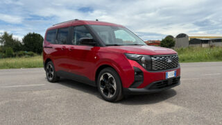 Ford E Tourneo Courier 3/4