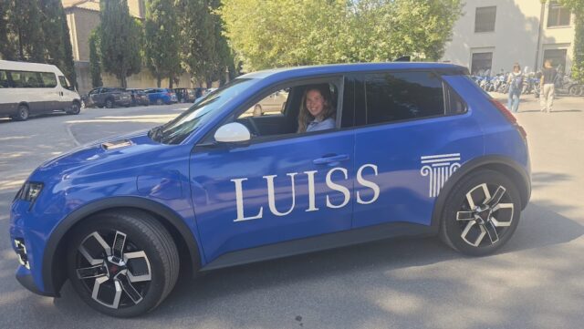 Car sharing Luiss studentessa