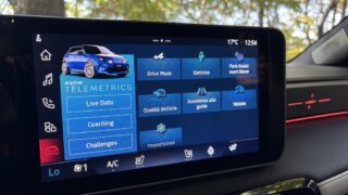 Alpine A290 GTS schermo infotainment