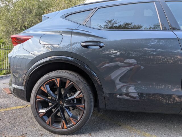 Cupra Formentor plug-in hybrid 204 cv posteriore