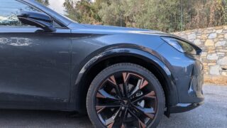 Cupra Formentor plug-in hybrid 204 cv ruota