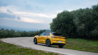 Nuova Volkswagen T-Roc Dinamiche 7