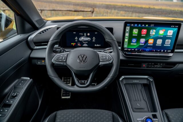 Nuova Volkswagen T-Roc Interni 3