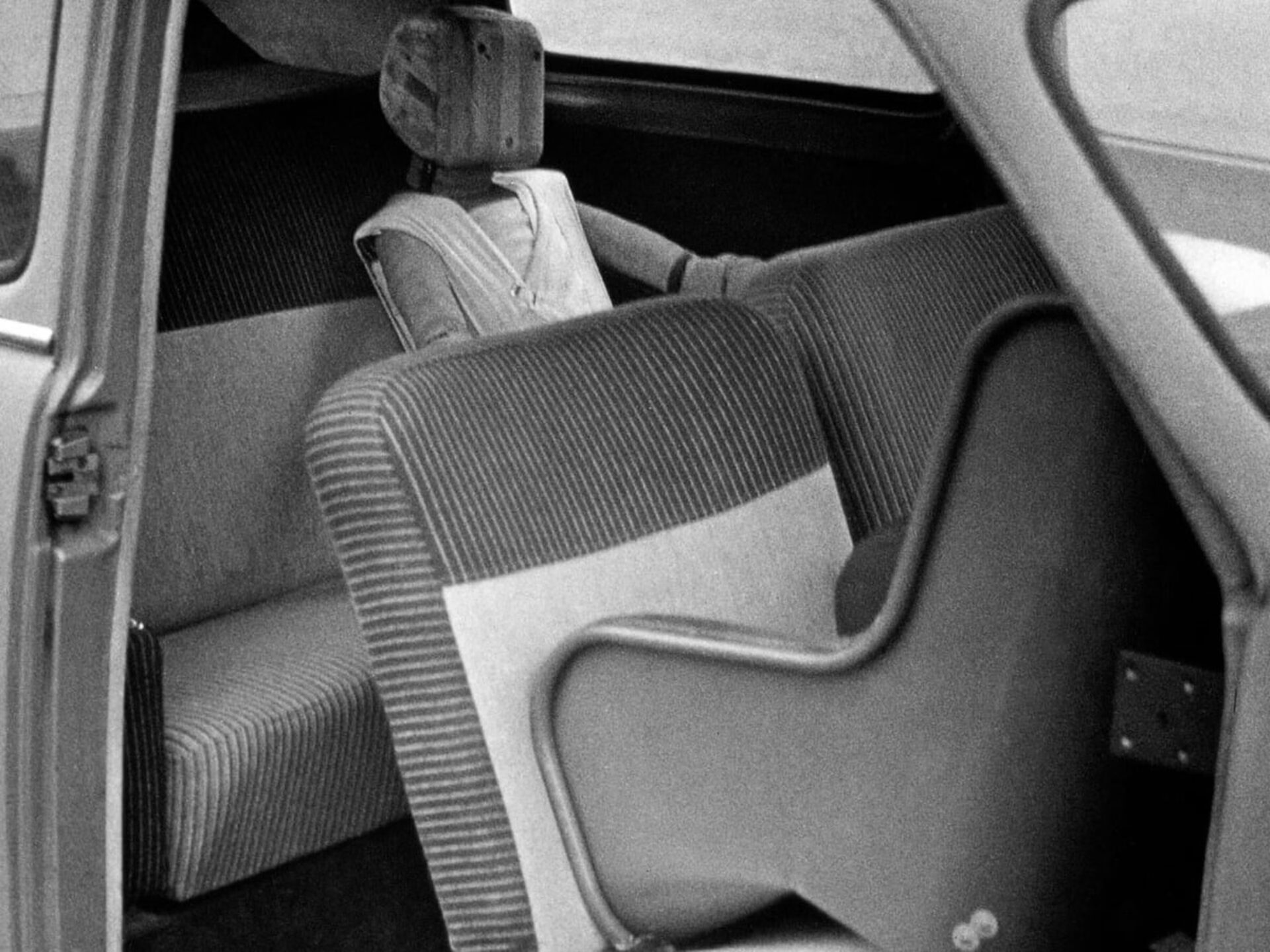 history of child safety1964 test seggiolino