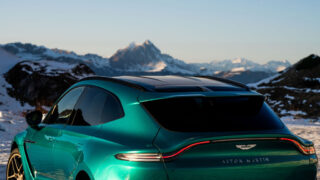 Aston Martin DBXS tetto