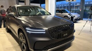 Genesis Electrified GV70 presentazione