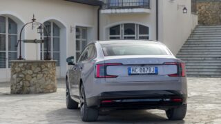 06 Nuova Volvo ES90 Statiche