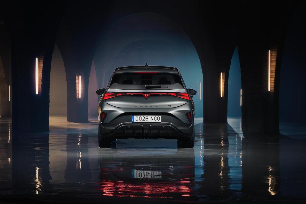 CUPRA BORN VZ copertina