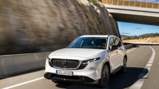 Nuova Mazda CX-5 autostrada