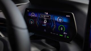 test drive CUPRA Raval display