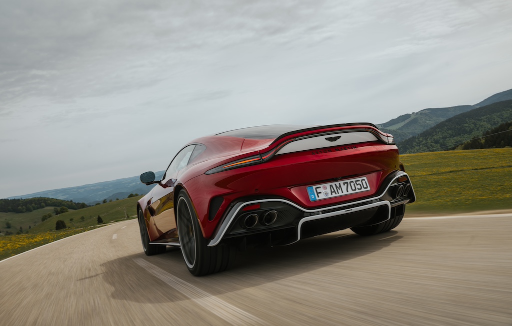 Aston Martin Vantage S spoiler