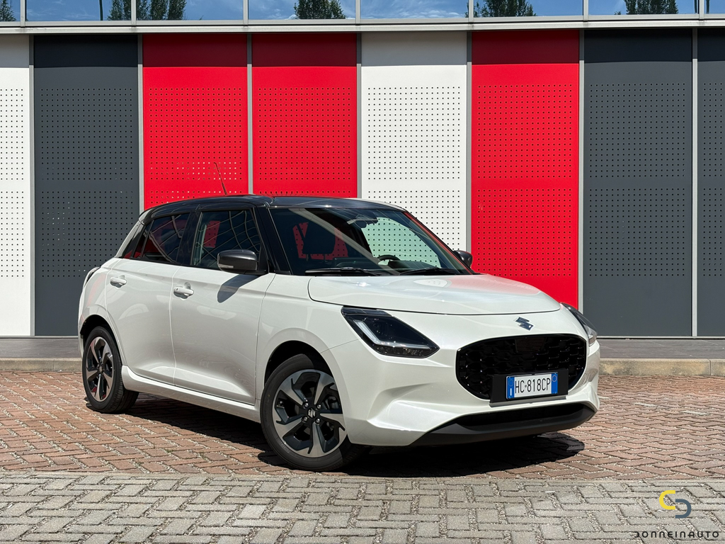 Suzuki Swift Hybrid CVT 3/4