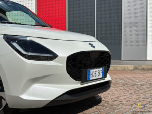 Suzuki Swift Hybrid CVT griglia